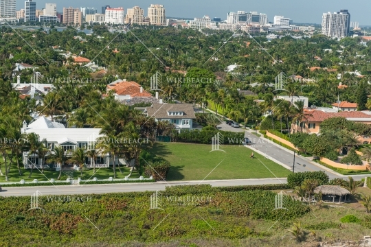 200 S Ocean Blvd. - Palm Beach, FL